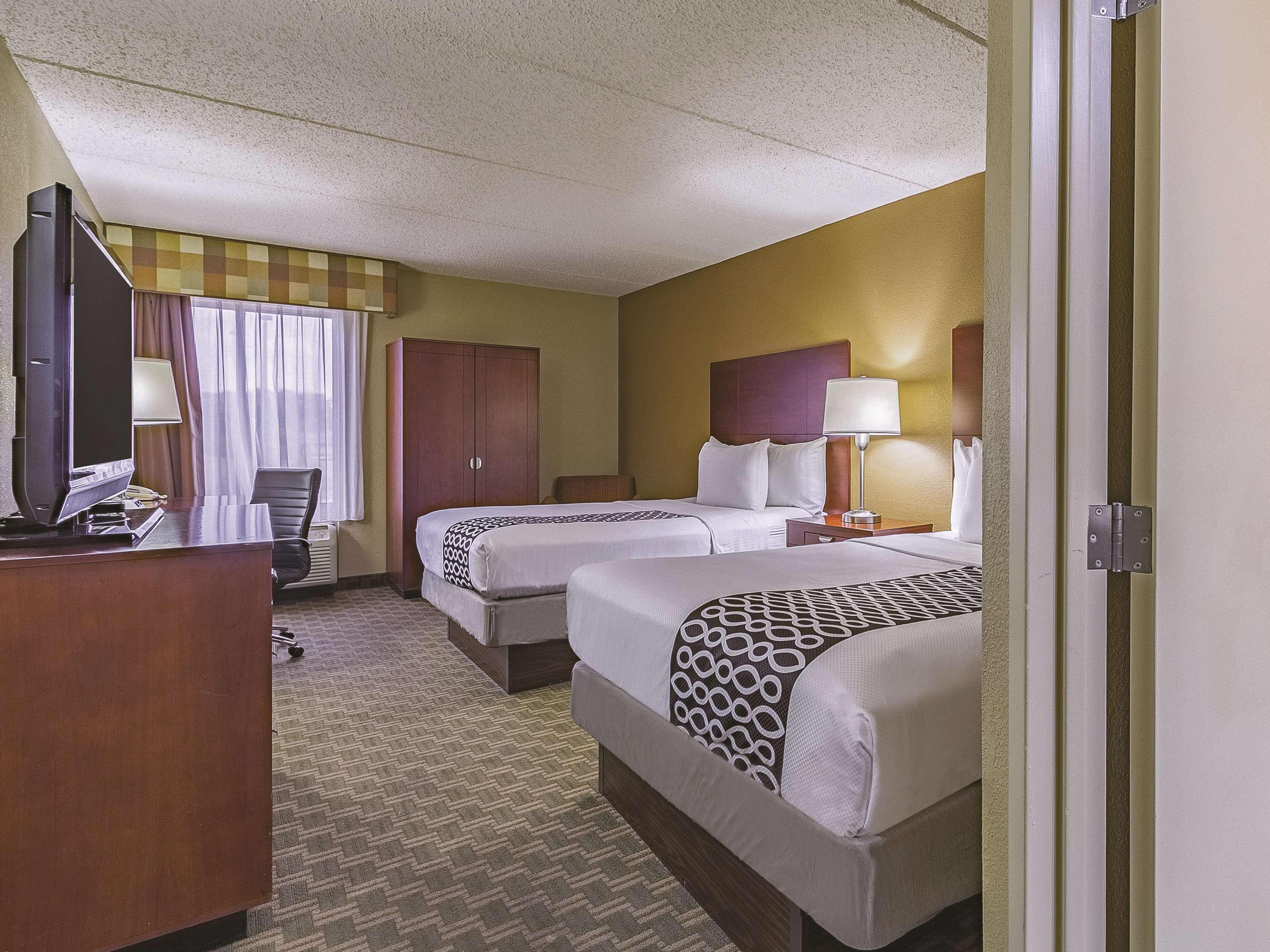 La Quinta By Wyndham Cleveland Airport West Hotel North Olmsted Kültér fotó