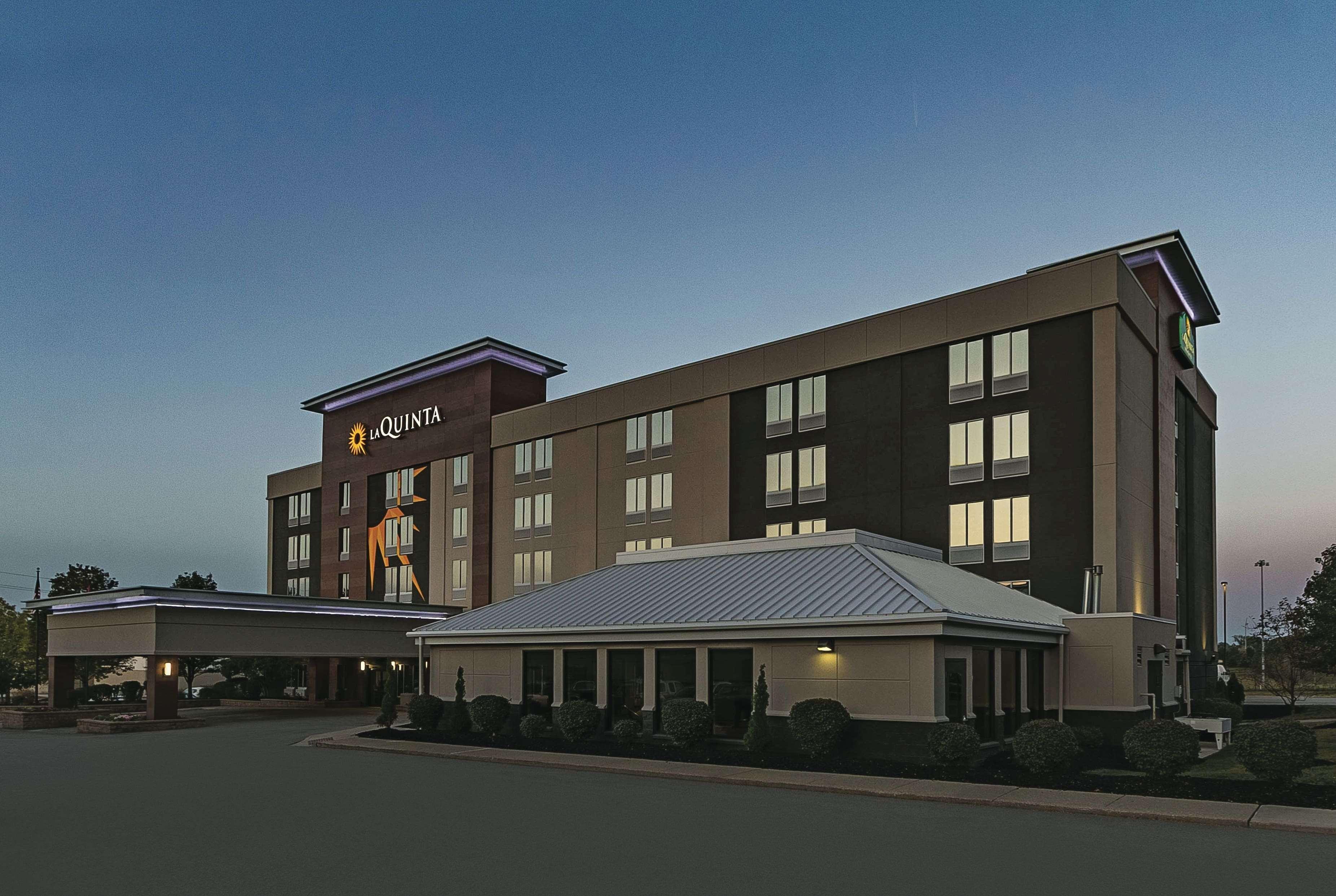 La Quinta By Wyndham Cleveland Airport West Hotel North Olmsted Kültér fotó