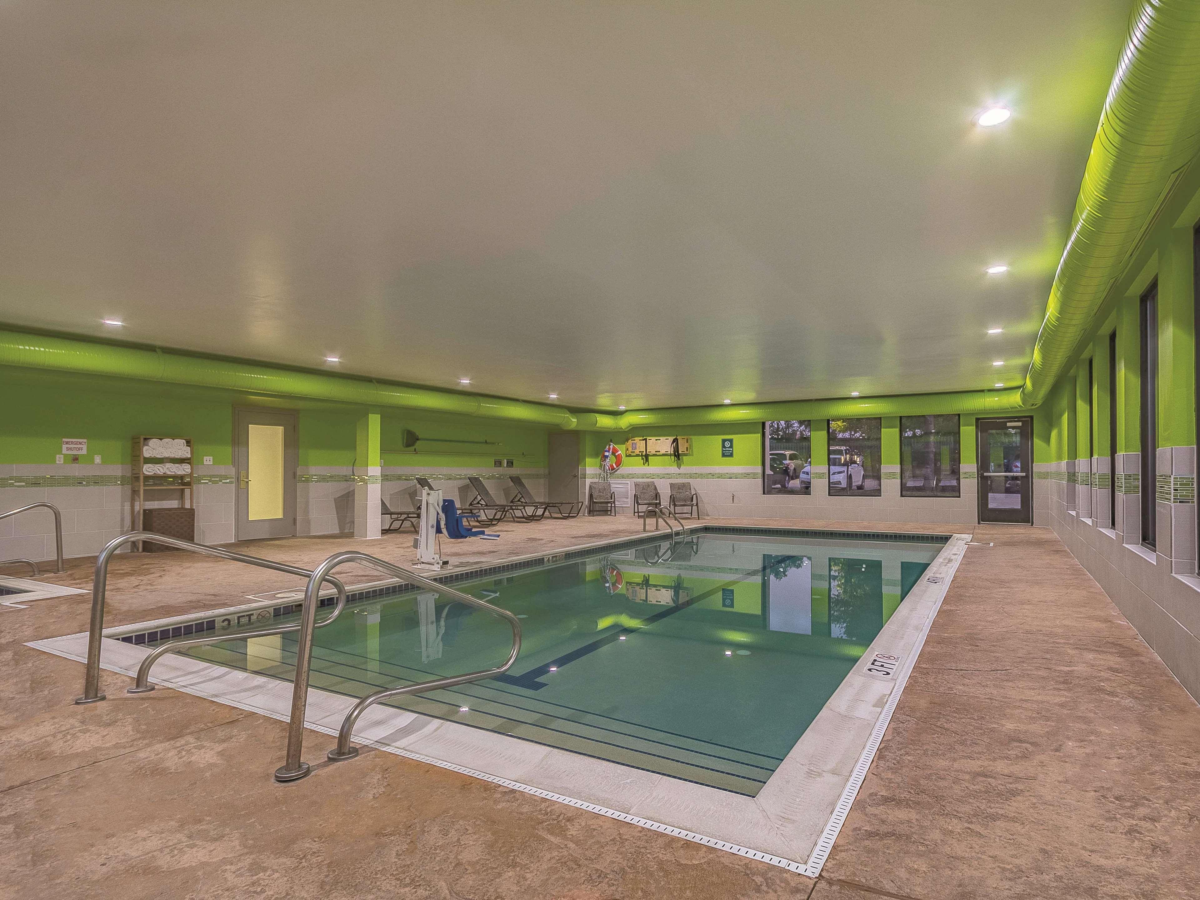 La Quinta By Wyndham Cleveland Airport West Hotel North Olmsted Kültér fotó