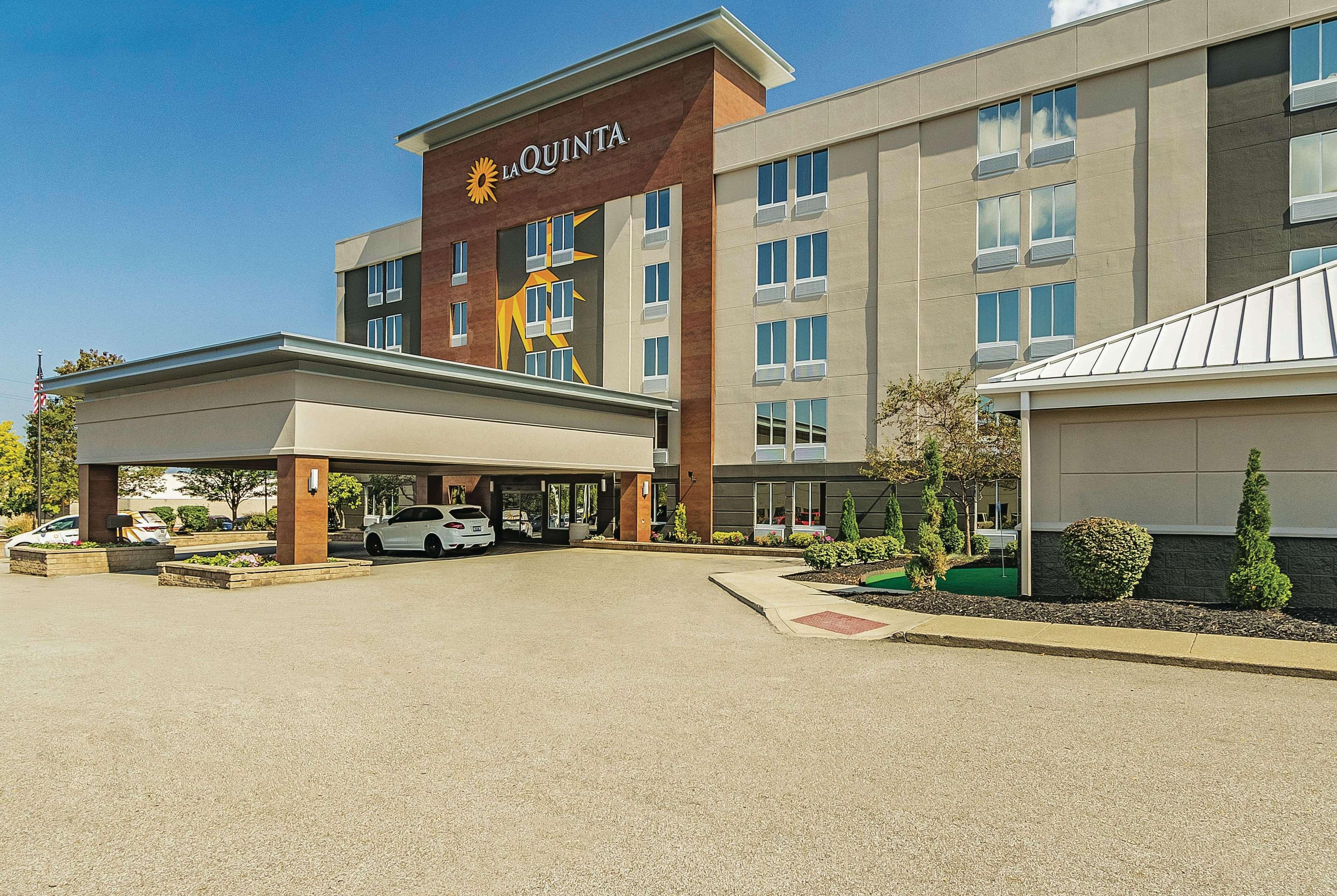 La Quinta By Wyndham Cleveland Airport West Hotel North Olmsted Kültér fotó