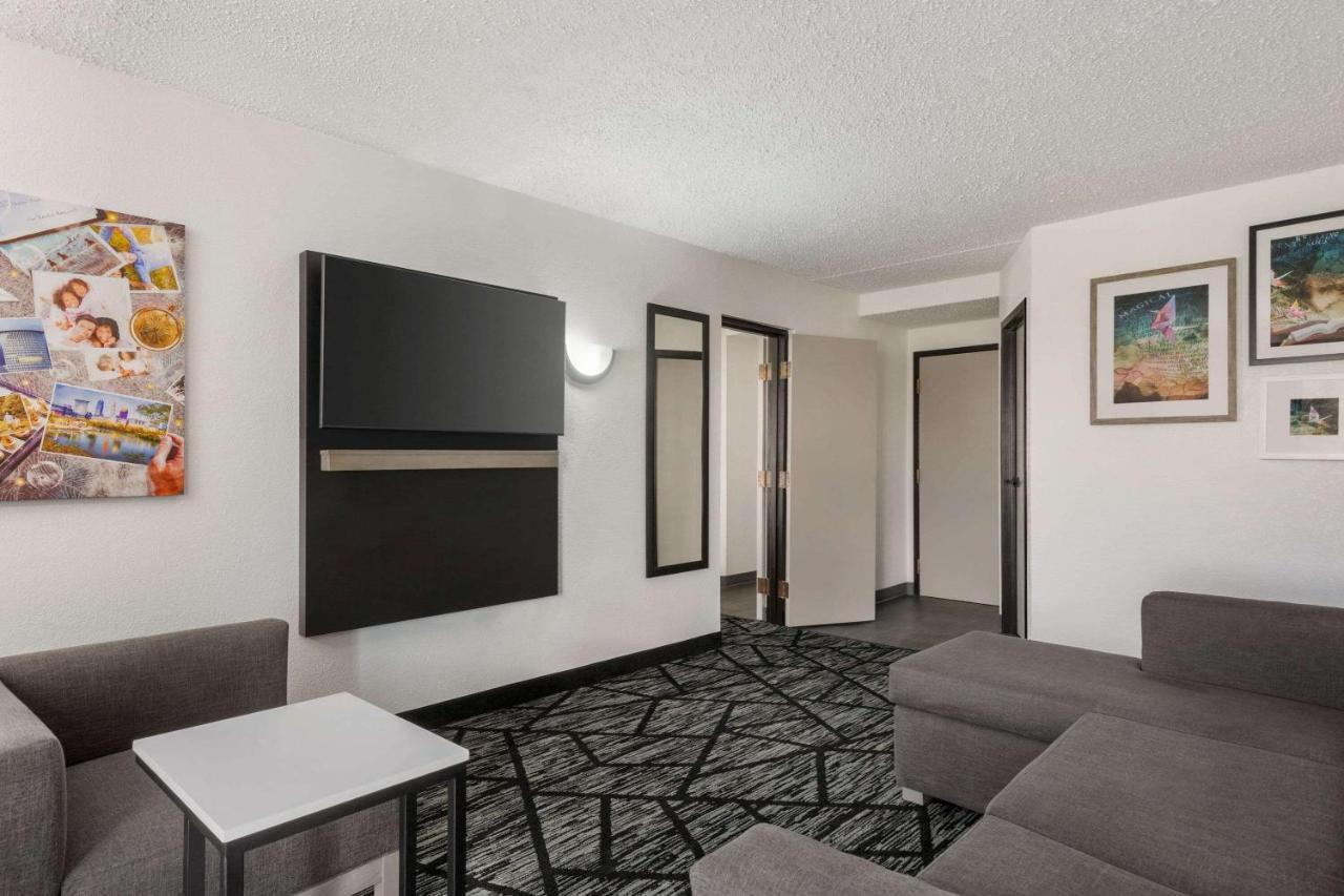 La Quinta By Wyndham Cleveland Airport West Hotel North Olmsted Kültér fotó