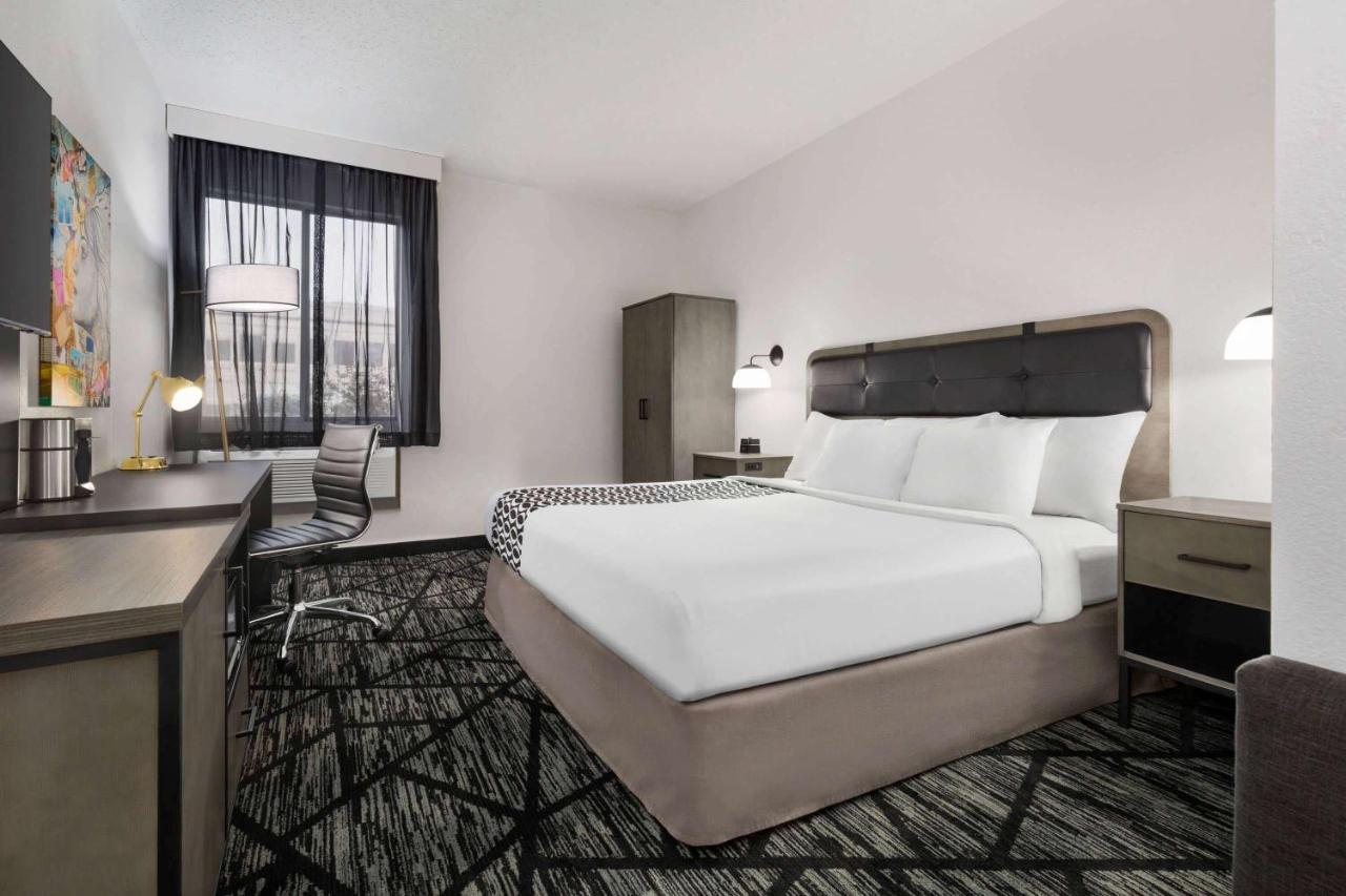 La Quinta By Wyndham Cleveland Airport West Hotel North Olmsted Kültér fotó