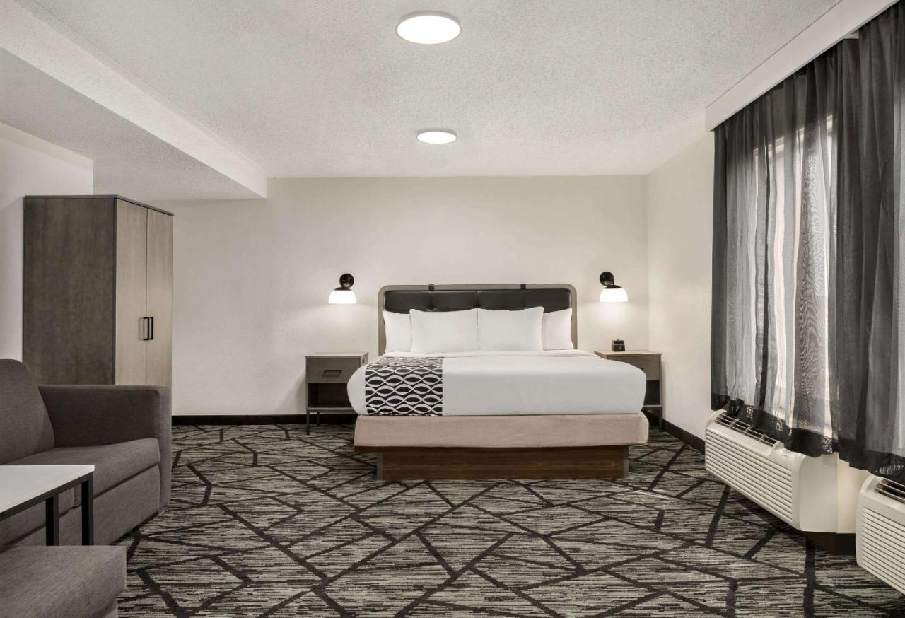 La Quinta By Wyndham Cleveland Airport West Hotel North Olmsted Kültér fotó