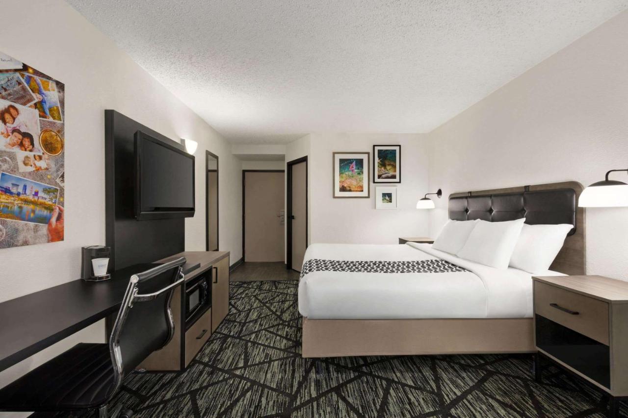 La Quinta By Wyndham Cleveland Airport West Hotel North Olmsted Kültér fotó