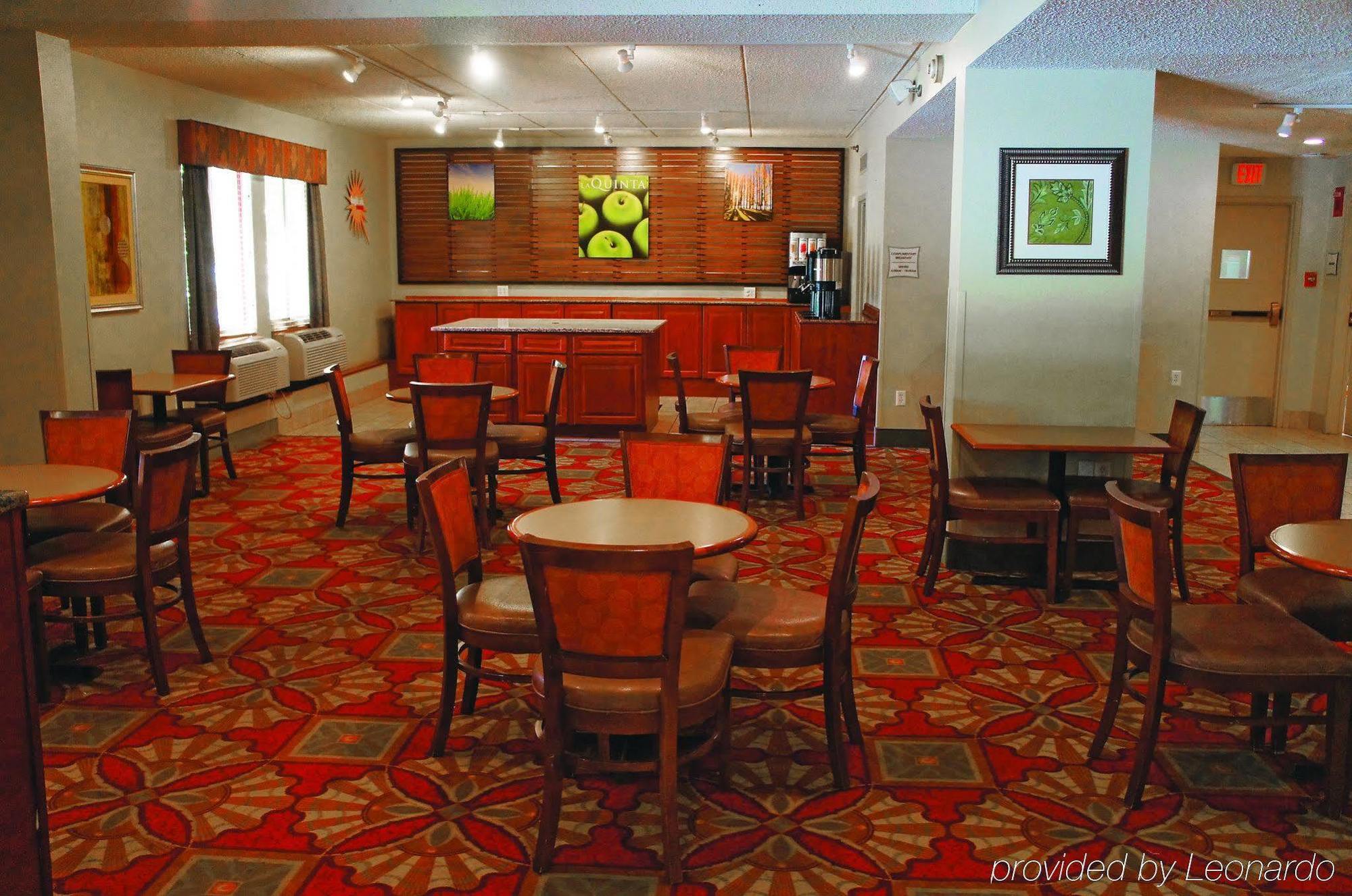 La Quinta By Wyndham Cleveland Airport West Hotel North Olmsted Kültér fotó