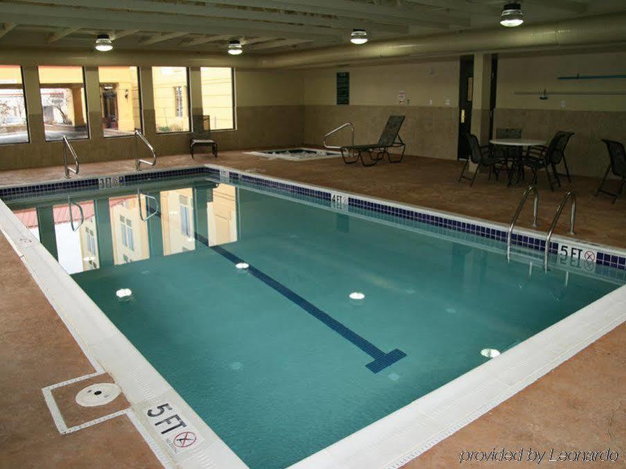 La Quinta By Wyndham Cleveland Airport West Hotel North Olmsted Kültér fotó
